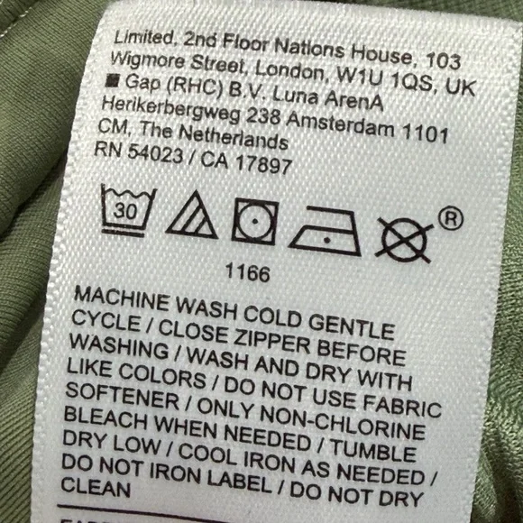 Athleta Run With It 3.5 inch Sage Green Women's Athletic Shorts Small - Picture 10 of 10